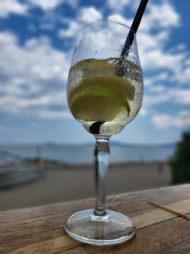 Comentarii opinii despre Хаштаг Павилион