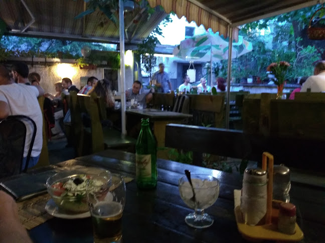 Бистро-градина Търтей - Гастрономия и хотелиерство