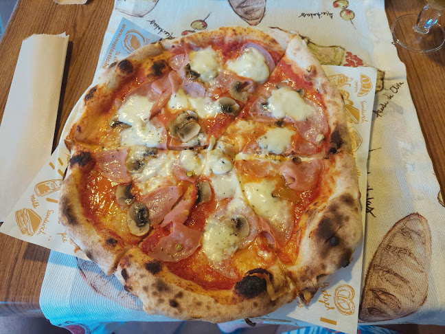 Ресторант Peperoncino | Ресторант Балчик | Заведение Балчик | Пицария Балчик - Гастрономия и хотелиерство