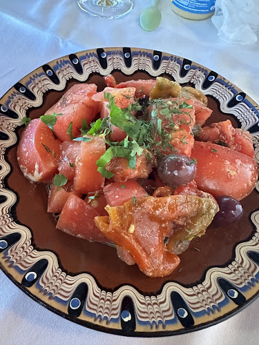 Opinii despre Ресторант Странноприемницата Боженци în Боженци - Гастрономия и хотелиерство