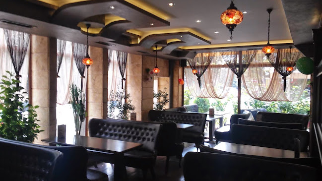 Ресторант "Камина", бърза закуска" Ям-Ям", Sham sweet coffee - Гастрономия и хотелиерство