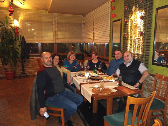 ул. Симеон Папазов 3, 7600 Тутракан