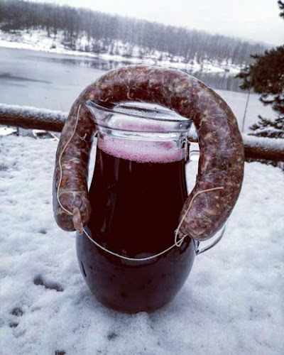 Кафене "Виена" - Гастрономия и хотелиерство