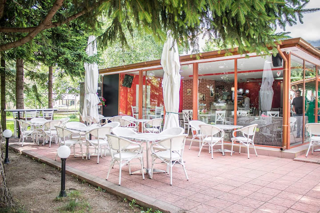 Петела бар и динър - Сопот