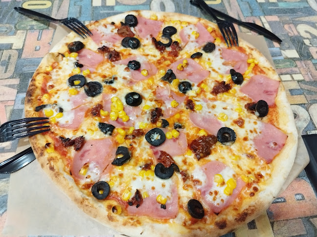 Opinii despre Pizza Place în Перник - Гастрономия и хотелиерство