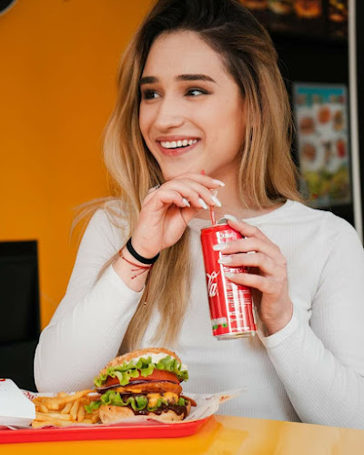 Burger Chef Plaza Mall - Гастрономия и хотелиерство