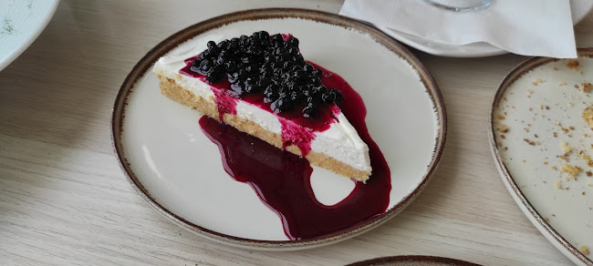 Снежанка Пампорово - Гастрономия и хотелиерство