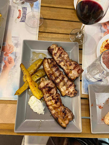 Kafana - Гастрономия и хотелиерство