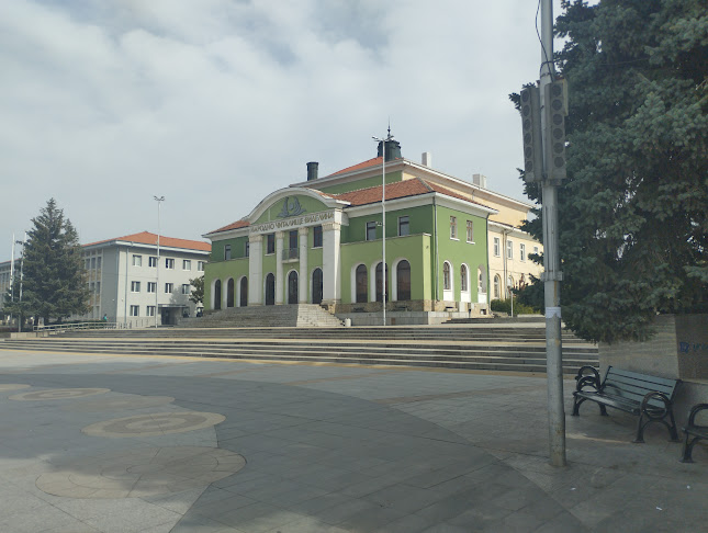 Ресторант "Victoria" | Вкусна Храна | Семейна Вечеря | Романтична Вечеря - Гастрономия и хотелиерство