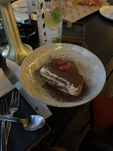 Comentarii opinii despre DSQUARED2 Cocktails & Lounge