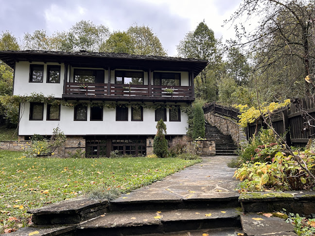 Ресторант Странноприемницата Боженци - Гастрономия и хотелиерство