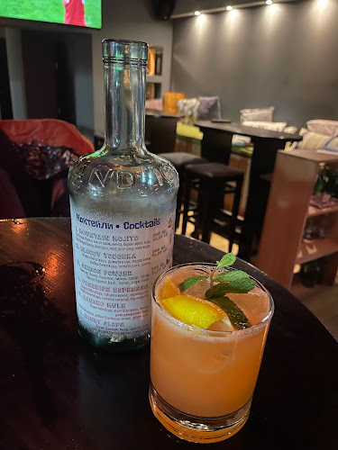 Pirin 75 - Гастрономия и хотелиерство