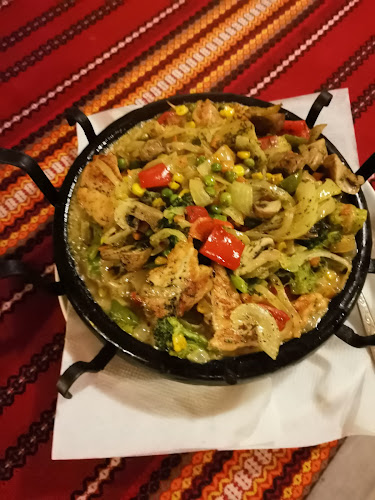 Леон - Гастрономия и хотелиерство