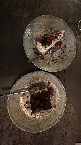 Comentarii opinii despre INCANTO