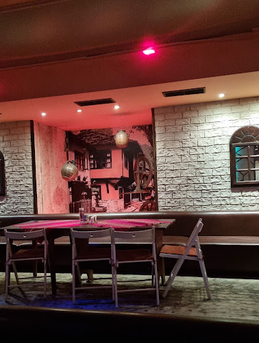 София център, бул. „Княгиня Мария Луиза“ 45, 1202 София