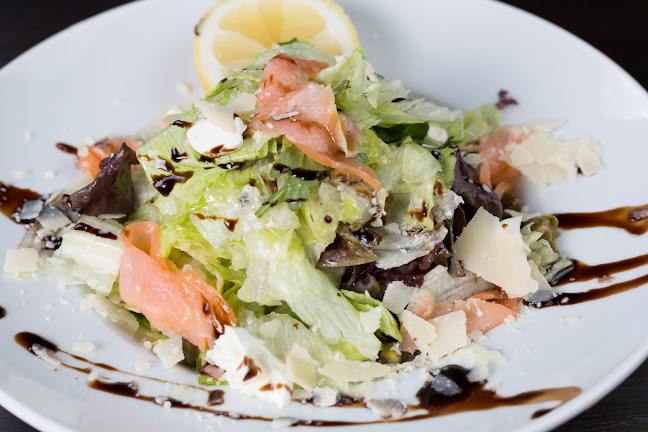 Comentarii opinii despre Аморе Пицария-ресторант