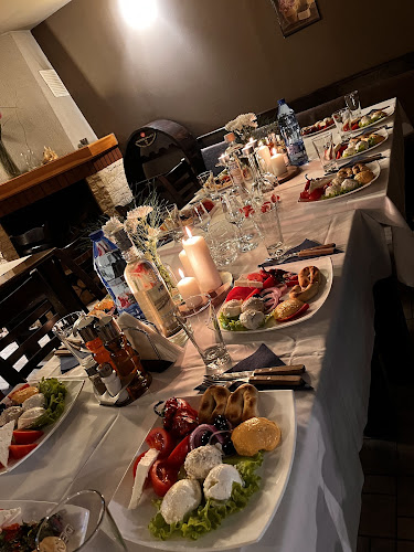 Под върбите - Гастрономия и хотелиерство