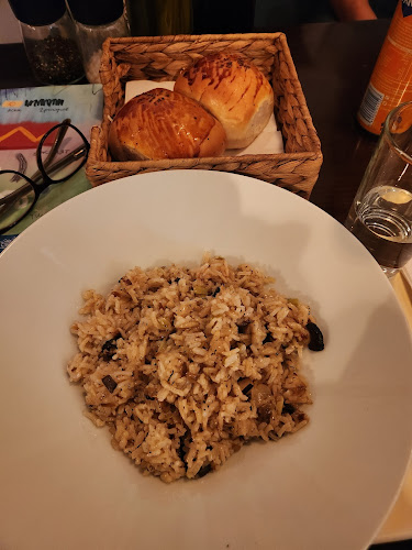 Ресторант-градина "Пей сърце"| Ресторант София - Гастрономия и хотелиерство