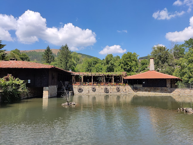 Таверна Елпида - Гастрономия и хотелиерство