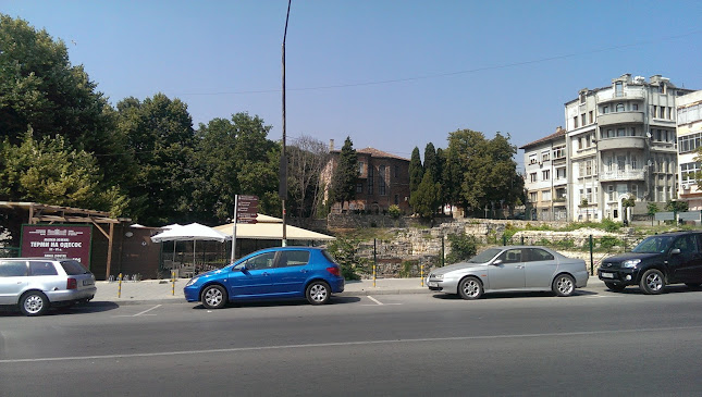 БУРДЖАНИ - Гастрономия и хотелиерство