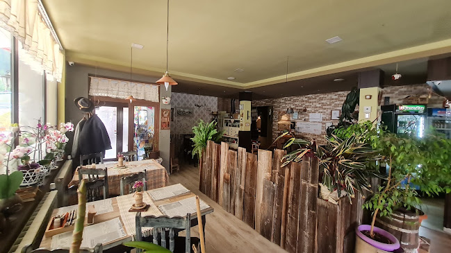 Retro Restaurant Borika