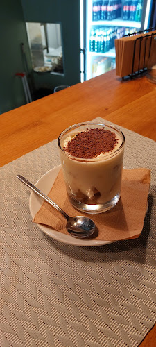 128 Family Restaurant - Гастрономия и хотелиерство