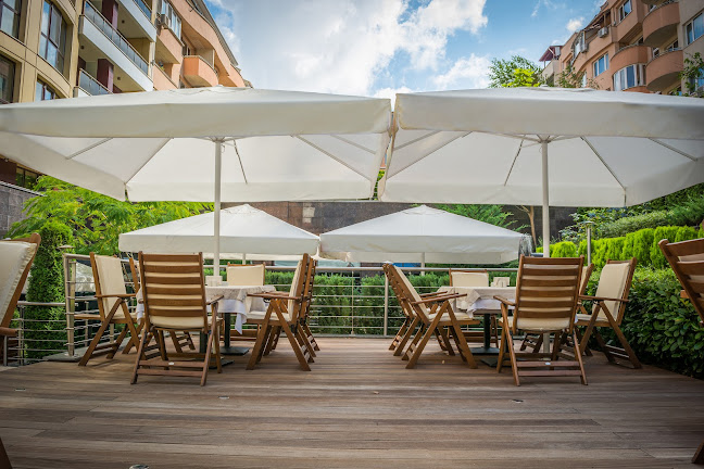 Гръцки ресторант YAMAS