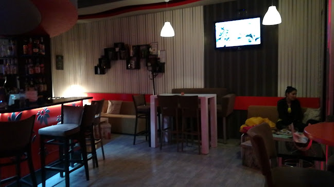 Център, ул. „П. Берон“ 2, 8500 Айтос