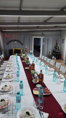 Fast Food & Pizza Bonita - Гастрономия и хотелиерство