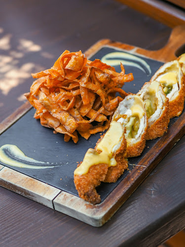 София център, ул. „Ген. Паренсов“ 25, 1000 София