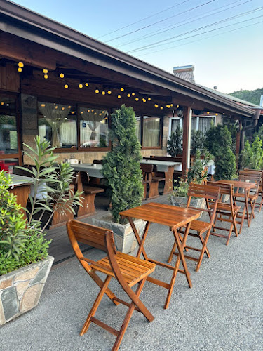 Opinii despre Българска кухня "При Десподови" în Кресна - Гастрономия и хотелиерство