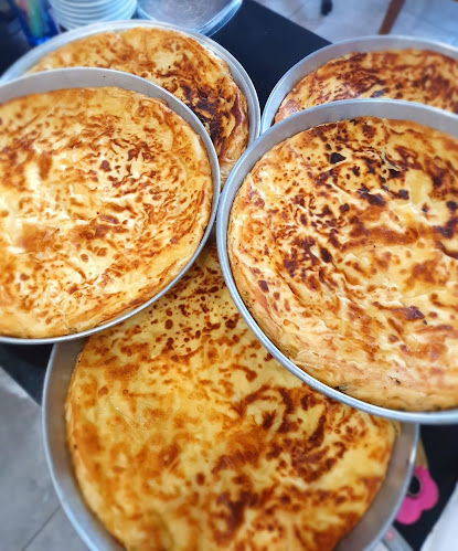 Opinii despre Сладкарница „Пъръл“ în Момчилград - Гастрономия и хотелиерство