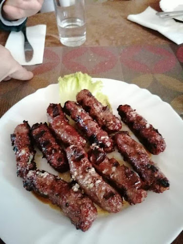 Сръбска скара - Гастрономия и хотелиерство