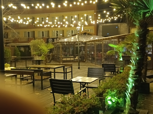 Бар клуб H'ugo's