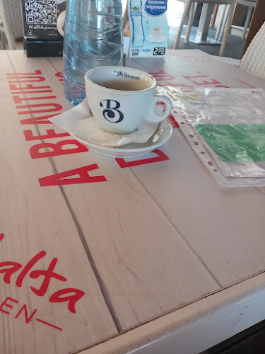 Кафе “Малта” - Гастрономия и хотелиерство