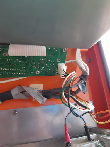 Автомати за Кафе и Безалкохолни - Чирпан