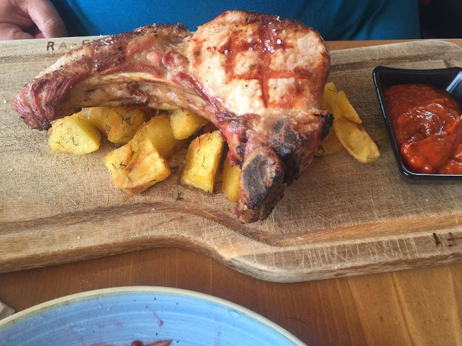 Opinii despre Raffy Bar & Gelato Blagoevgrad în Благоевград - Гастрономия и хотелиерство