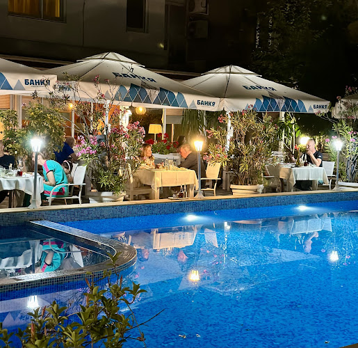 Стария възел, 8240 Слънчев бряг