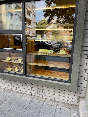 Русе Център, ул. „Хан Аспарух“ 10А, 7000 Русе