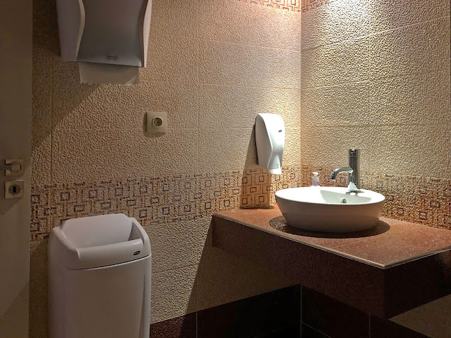 ул. „Ясен“ 13, 8256 Свети Влас