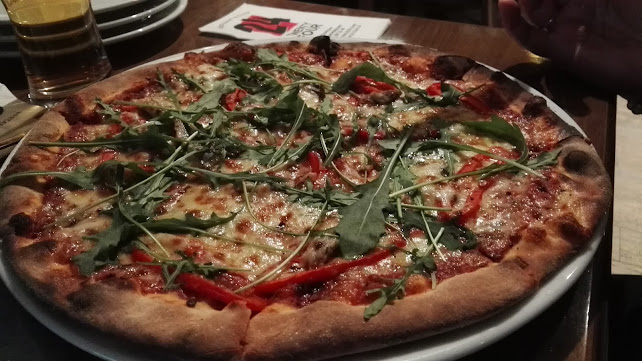 Ресторант и клуб 24 - Гастрономия и хотелиерство