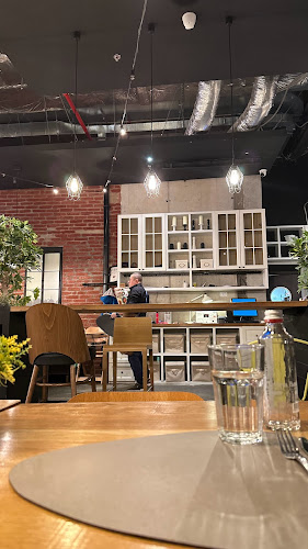 Comentarii opinii despre Инканто