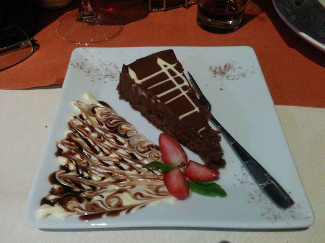 Бистро Готвачите - Гастрономия и хотелиерство