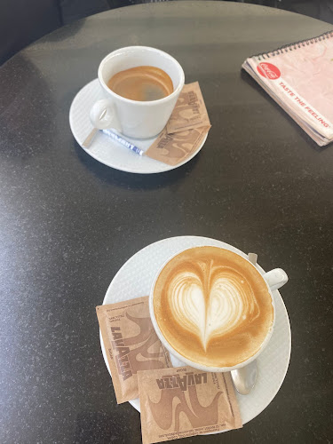 Кафене „Бакарди 2“ - Кърджали