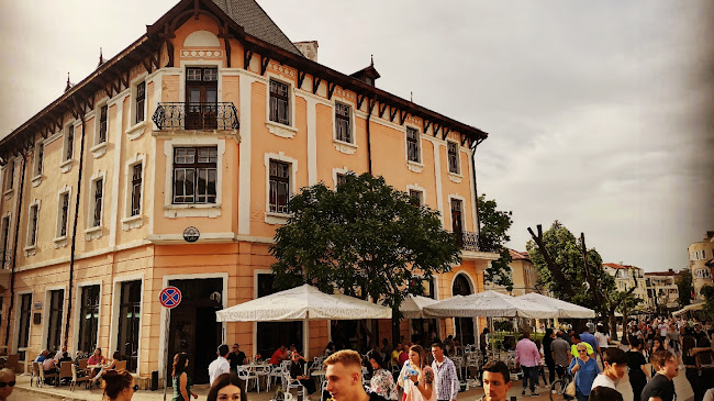 Q Bar Vratsa - Гастрономия и хотелиерство