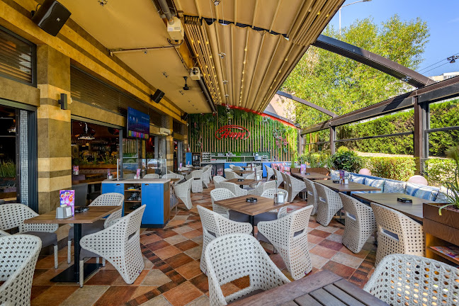 Comentarii opinii despre Happy Bar & Grill Yan Palah