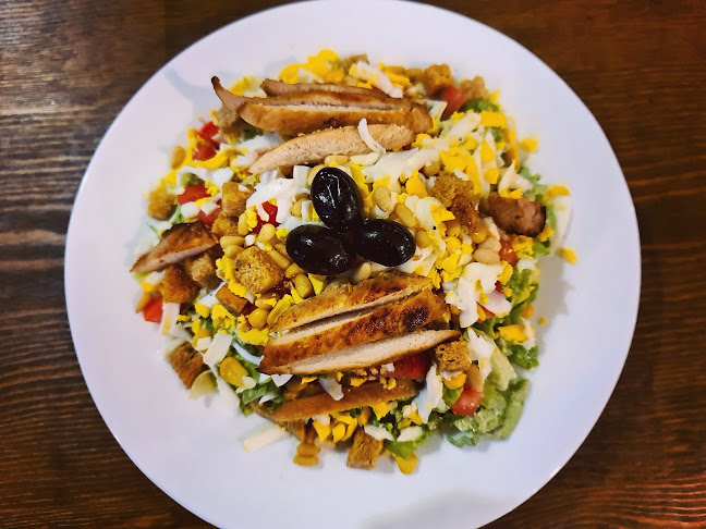 ул. „Пенка Михайлова“ 1, 5700 Тетевен