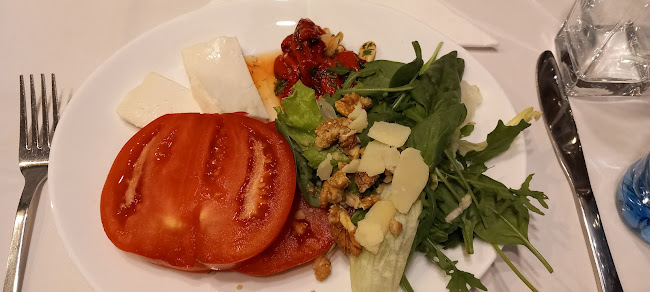 Форест - Гастрономия и хотелиерство