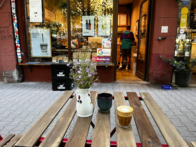 Opinii despre Kolichka Bar Specialty Coffee Shop în София - Гастрономия и хотелиерство