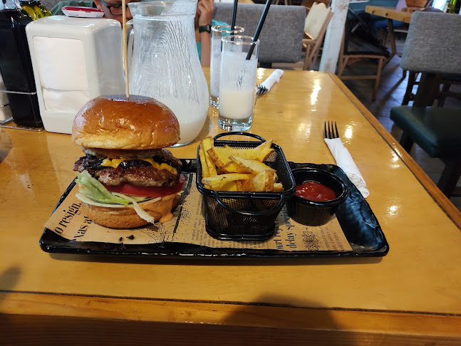 Ресторант Двата Лъва - София